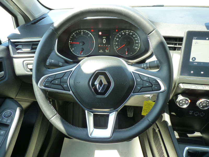 Photo 8 de l'offre de RENAULT CLIO V 1.5 BLUE DCI 85CH BUSINESS à 12490€ chez Vent d'ouest automobiles
