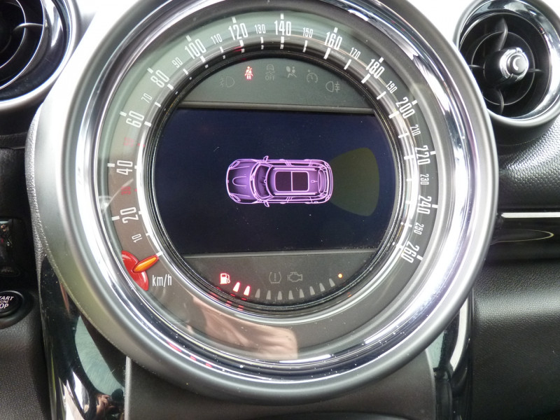 Photo 14 de l'offre de MINI COUNTRYMAN COOPER SD 143CH RED HOT CHILI à 14490€ chez Vent d'ouest automobiles