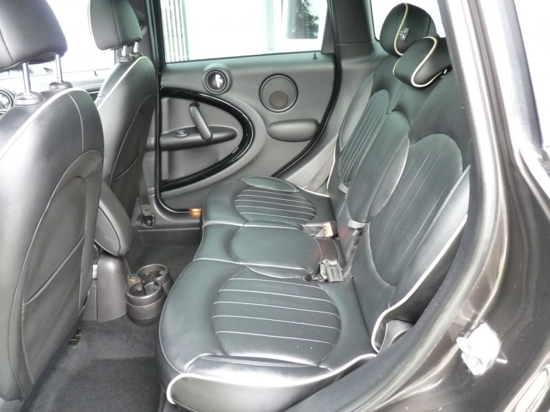 Photo 6 de l'offre de MINI COUNTRYMAN COOPER SD 143CH RED HOT CHILI à 14490€ chez Vent d'ouest automobiles