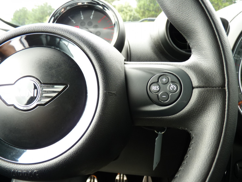 Photo 9 de l'offre de MINI COUNTRYMAN COOPER SD 143CH RED HOT CHILI à 14490€ chez Vent d'ouest automobiles