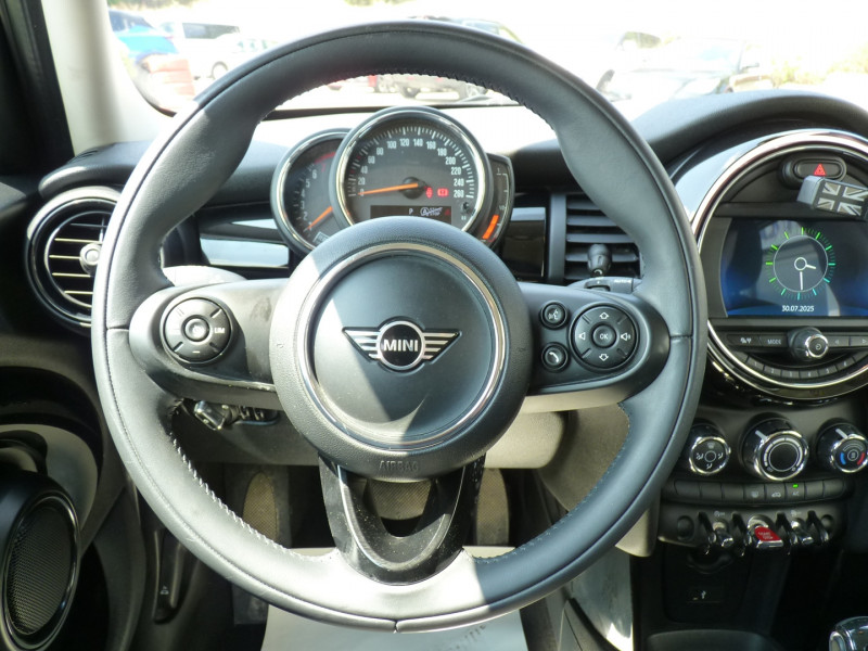 Photo 8 de l'offre de MINI MINI 5 PORTES ONE 102CH  BVA7 à 17990€ chez Vent d'ouest automobiles