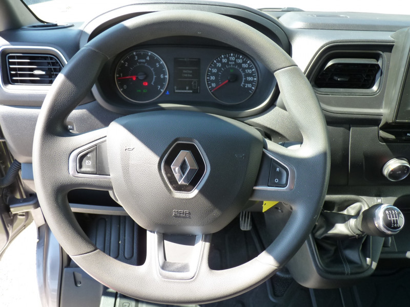 Photo 6 de l'offre de RENAULT MASTER III FG F3500 L3H2 2.3 DCI 135CH GRAND CONFORT E6 à 23490€ chez Vent d'ouest automobiles
