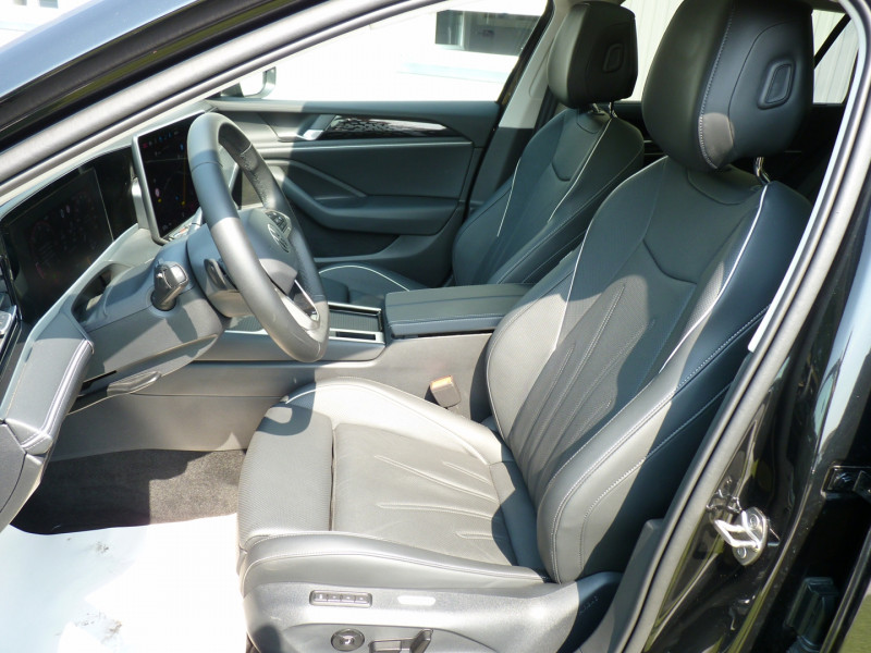 Photo 5 de l'offre de VOLKSWAGEN PASSAT SW 2.0 TDI EVO 150CH ELEGANCE DSG7 8CV à 37990€ chez Vent d'ouest automobiles