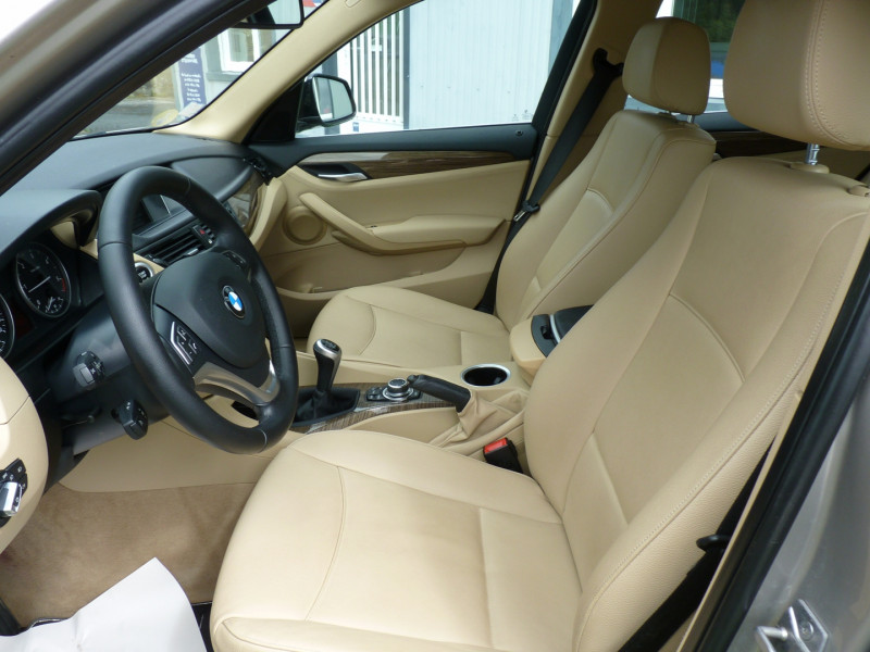 Photo 5 de l'offre de BMW X1 (E84) SDRIVE18D 143CH LOUNGE PLUS à 13490€ chez Vent d'ouest automobiles