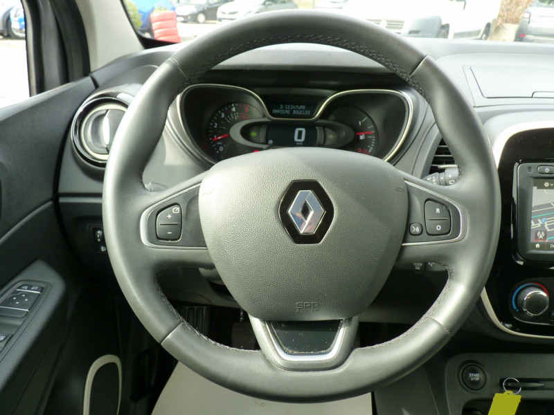 Photo 8 de l'offre de RENAULT CAPTUR 1.5 DCI 90CH ENERGY BUSINESS EURO6C à 12490€ chez Vent d'ouest automobiles