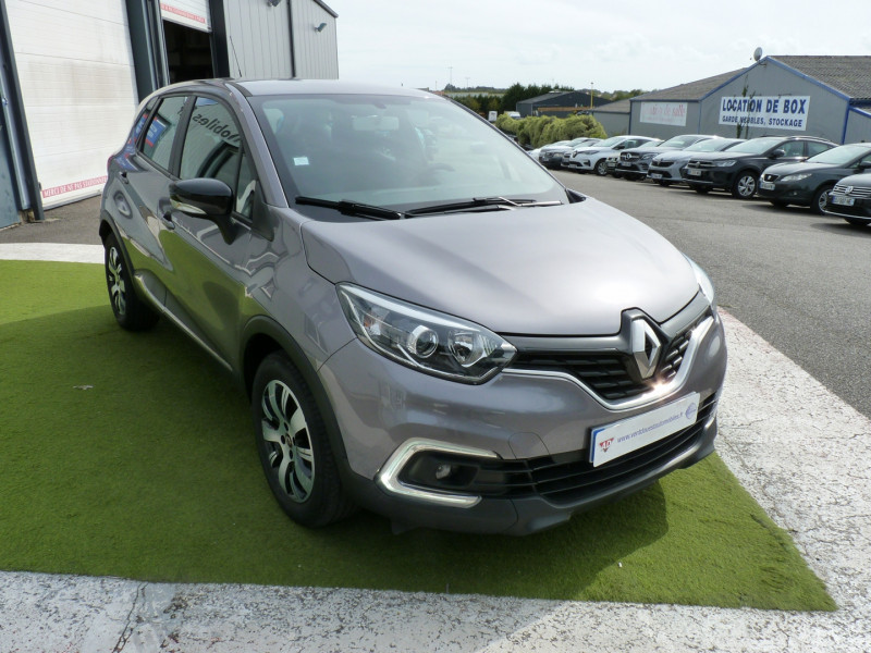 Photo 2 de l'offre de RENAULT CAPTUR 1.5 DCI 90CH ENERGY BUSINESS EURO6C à 12490€ chez Vent d'ouest automobiles