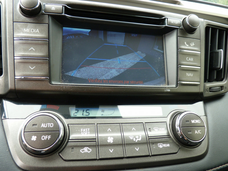 Photo 10 de l'offre de TOYOTA RAV4 124 D-4D LIFE 2WD à 13490€ chez Vent d'ouest automobiles