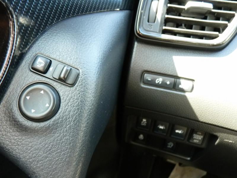 Photo 15 de l'offre de NISSAN X-TRAIL DCI 150CH TEKNA 2020 à 20490€ chez Vent d'ouest automobiles