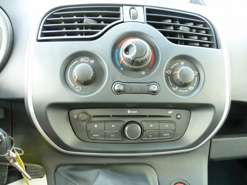 Photo 9 de l'offre de RENAULT KANGOO II EXPRESS 1.5 BLUE DCI 95CH EXTRA R-LINK à 11790€ chez Vent d'ouest automobiles