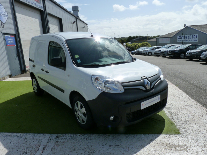 Photo 2 de l'offre de RENAULT KANGOO II EXPRESS 1.5 BLUE DCI 95CH EXTRA R-LINK à 11790€ chez Vent d'ouest automobiles