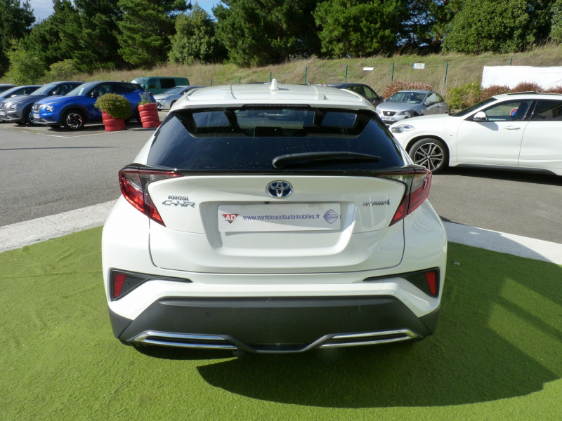 Photo 15 de l'offre de TOYOTA C-HR 184H DISTINCTIVE 2WD E-CVT MY20 à 22490€ chez Vent d'ouest automobiles