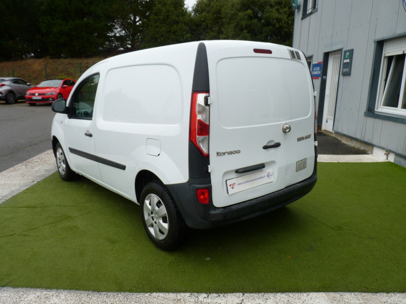 Photo 3 de l'offre de RENAULT KANGOO II EXPRESS 1.5 DCI 90CH CONFORT EDC EURO6 à 10990€ chez Vent d'ouest automobiles