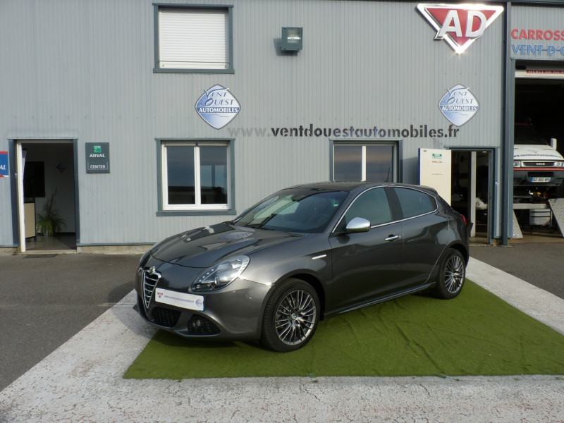 Alfa Romeo GIULIETTA 2.0 JTDM170 COLLEZIONE STOP&START ALFA TCT Diesel GRIS F Occasion à vendre
