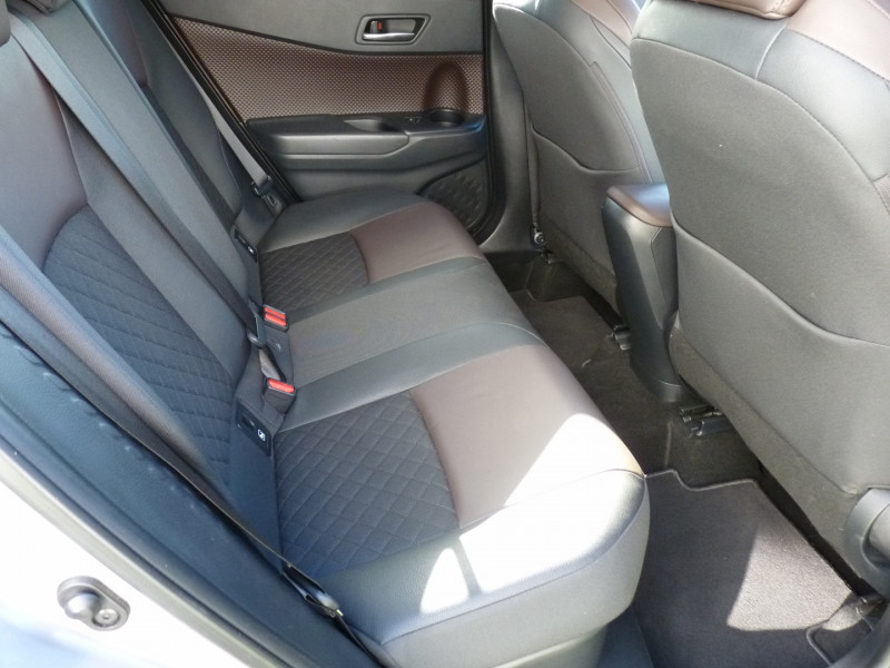 Photo 6 de l'offre de TOYOTA C-HR 122H DYNAMIC BUSINESS 2WD E-CVT + STAGE HYBRID ACADEMY MY20 à 19990€ chez Vent d'ouest automobiles