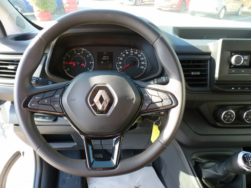 Photo 6 de l'offre de RENAULT TRAFIC III FG L1H1 2T8 2.0 BLUE DCI 150CH EXTRA -24 à 30900€ chez Vent d'ouest automobiles