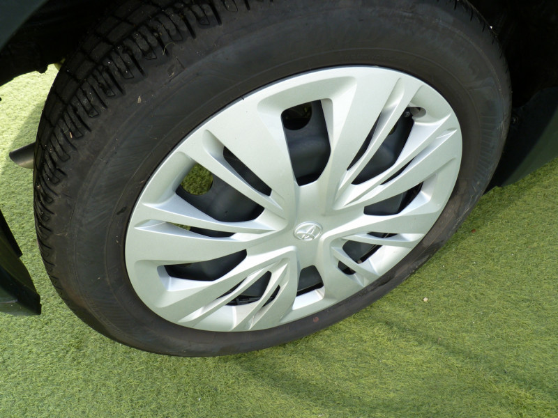 Photo 17 de l'offre de TOYOTA AYGO X 1.0 VVT-I 72CH DYNAMIC MY24 à 14990€ chez Vent d'ouest automobiles