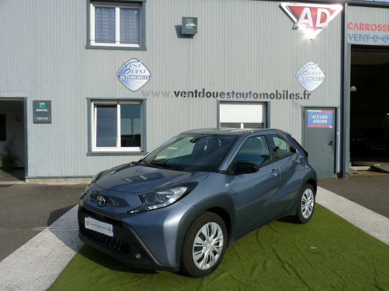 Toyota AYGO X 1.0 VVT-I 72CH DYNAMIC MY24 Essence GRIS CLAIR METAL Occasion à vendre