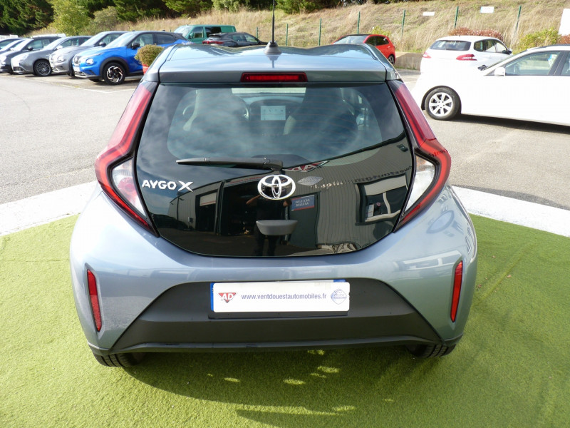 Photo 16 de l'offre de TOYOTA AYGO X 1.0 VVT-I 72CH DYNAMIC MY24 à 14990€ chez Vent d'ouest automobiles