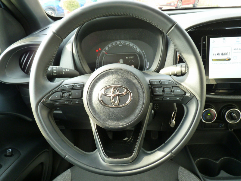 Photo 8 de l'offre de TOYOTA AYGO X 1.0 VVT-I 72CH DYNAMIC MY24 à 14990€ chez Vent d'ouest automobiles