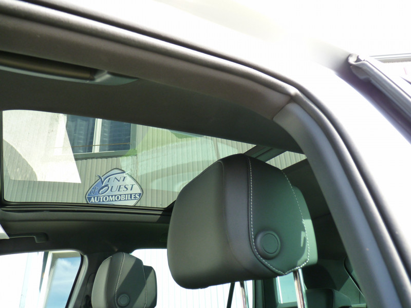 Photo 16 de l'offre de VOLKSWAGEN TIGUAN 1.5 TSI 150CH R-LINE EXCLUSIVE DSG7 à 43900€ chez Vent d'ouest automobiles