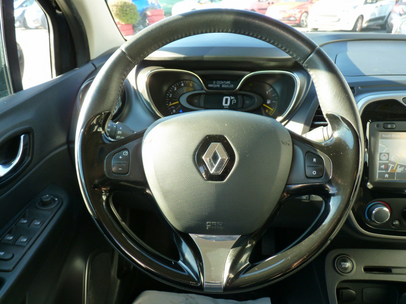 Photo 8 de l'offre de RENAULT CAPTUR 1.5 DCI 90CH BUSINESS ECOÂ² EDC à 11990€ chez Vent d'ouest automobiles
