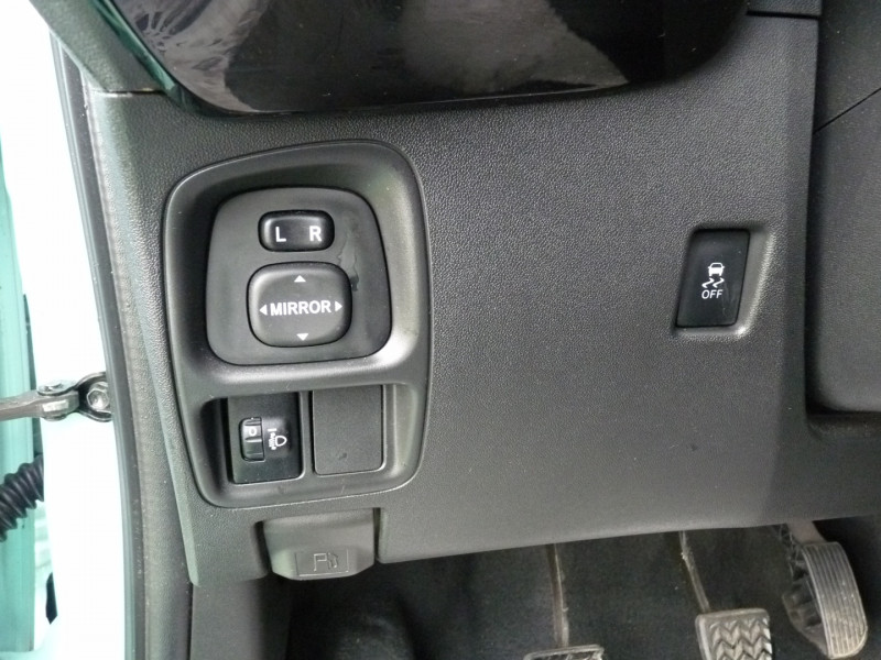 Photo 13 de l'offre de CITROEN C1 AIRSCAPE VTI 72 SHINE 5P à 8990€ chez Vent d'ouest automobiles