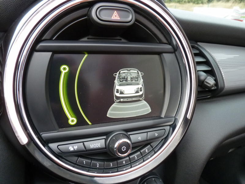 Photo 12 Mini CABRIO COOPER D 116CH CHILI Diesel GRIS CLAIR METAL en vente chez Vent d'ouest automobiles Photo 12 de l'offre de MINI CABRIO COOPER D 116CH CHILI à 16990€ chez Vent d'ouest automobiles