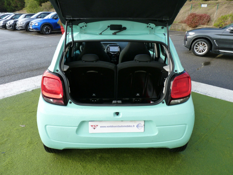 Photo 14 Citroen C1 AIRSCAPE VTI 72 SHINE 5P Essence VERT CLAIR METAL en vente chez Vent d'ouest automobiles Photo 14 de l'offre de CITROEN C1 AIRSCAPE VTI 72 SHINE 5P à 8990€ chez Vent d'ouest automobiles