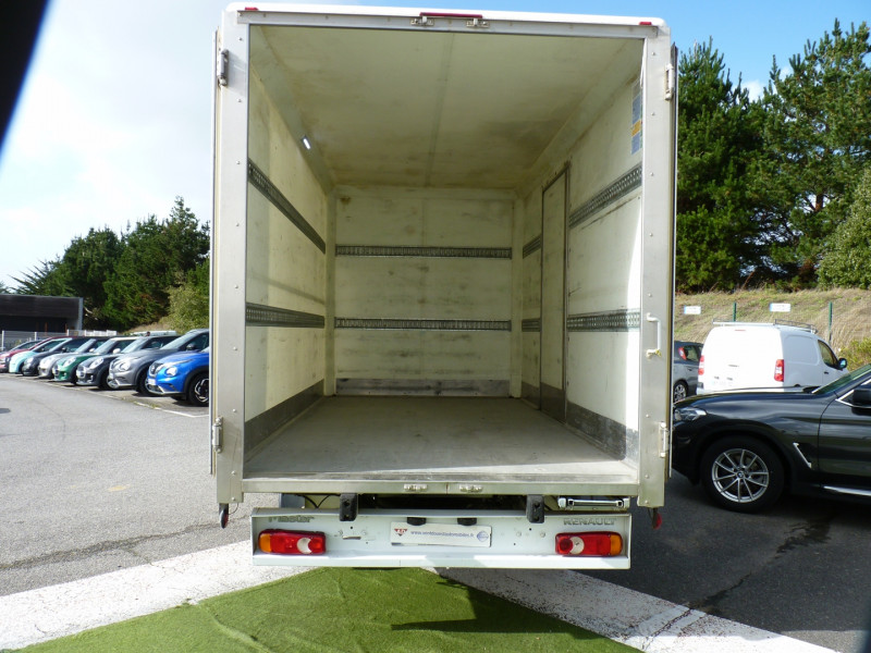 Photo 11 Renault MASTER III GRD VOL F3500 L3 2.3 DCI 170CH ENERGY 20M3 CONFORT EURO6 Diesel BLANC en vente chez Vent d'ouest automobiles Photo 11 de l'offre de RENAULT MASTER III GRD VOL F3500 L3 2.3 DCI 170CH ENERGY 20M3 CONFORT EURO6 à 18990€ chez Vent d'ouest automobiles