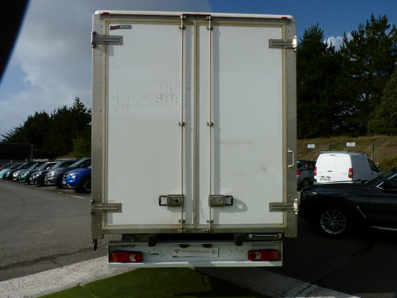 Photo 12 Renault MASTER III GRD VOL F3500 L3 2.3 DCI 170CH ENERGY 20M3 CONFORT EURO6 Diesel BLANC en vente chez Vent d'ouest automobiles Photo 12 de l'offre de RENAULT MASTER III GRD VOL F3500 L3 2.3 DCI 170CH ENERGY 20M3 CONFORT EURO6 à 18990€ chez Vent d'ouest automobiles