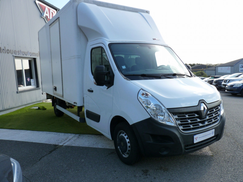 Photo 2 Renault MASTER III GRD VOL F3500 L3 2.3 DCI 170CH ENERGY 20M3 CONFORT EURO6 Diesel BLANC en vente chez Vent d'ouest automobiles Photo 2 de l'offre de RENAULT MASTER III GRD VOL F3500 L3 2.3 DCI 170CH ENERGY 20M3 CONFORT EURO6 à 18990€ chez Vent d'ouest automobiles