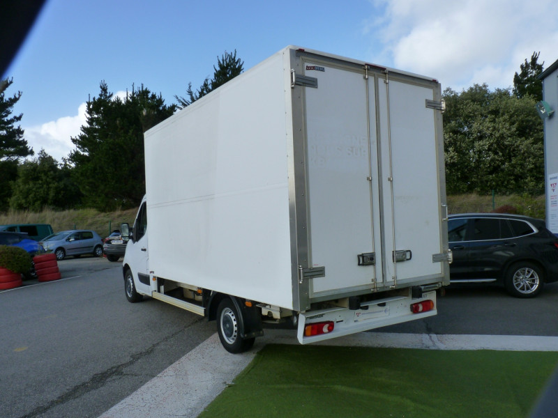 Photo 3 Renault MASTER III GRD VOL F3500 L3 2.3 DCI 170CH ENERGY 20M3 CONFORT EURO6 Diesel BLANC en vente chez Vent d'ouest automobiles Photo 3 de l'offre de RENAULT MASTER III GRD VOL F3500 L3 2.3 DCI 170CH ENERGY 20M3 CONFORT EURO6 à 18990€ chez Vent d'ouest automobiles