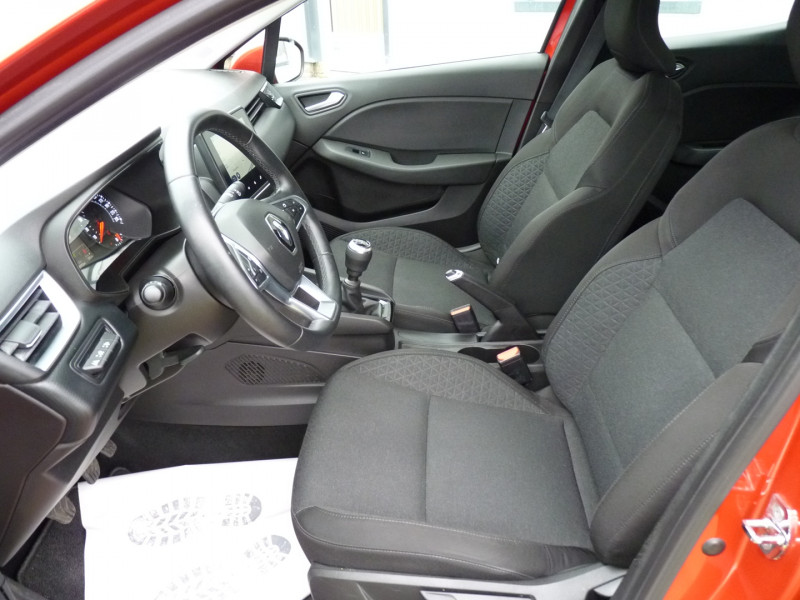 Photo 5 de l'offre de RENAULT CLIO V 1.5 BLUE DCI 100CH BUSINESS 21N à 14490€ chez Vent d'ouest automobiles