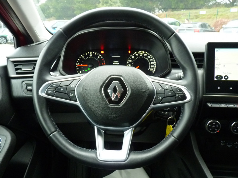 Photo 8 de l'offre de RENAULT CLIO V 1.5 BLUE DCI 100CH BUSINESS 21N à 14490€ chez Vent d'ouest automobiles