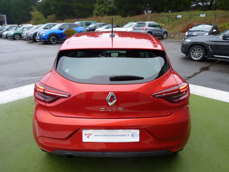 Photo 15 de l'offre de RENAULT CLIO V 1.5 BLUE DCI 100CH BUSINESS 21N à 14490€ chez Vent d'ouest automobiles
