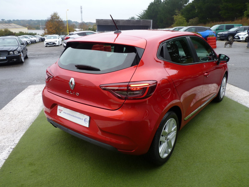 Photo 4 de l'offre de RENAULT CLIO V 1.5 BLUE DCI 100CH BUSINESS 21N à 14490€ chez Vent d'ouest automobiles