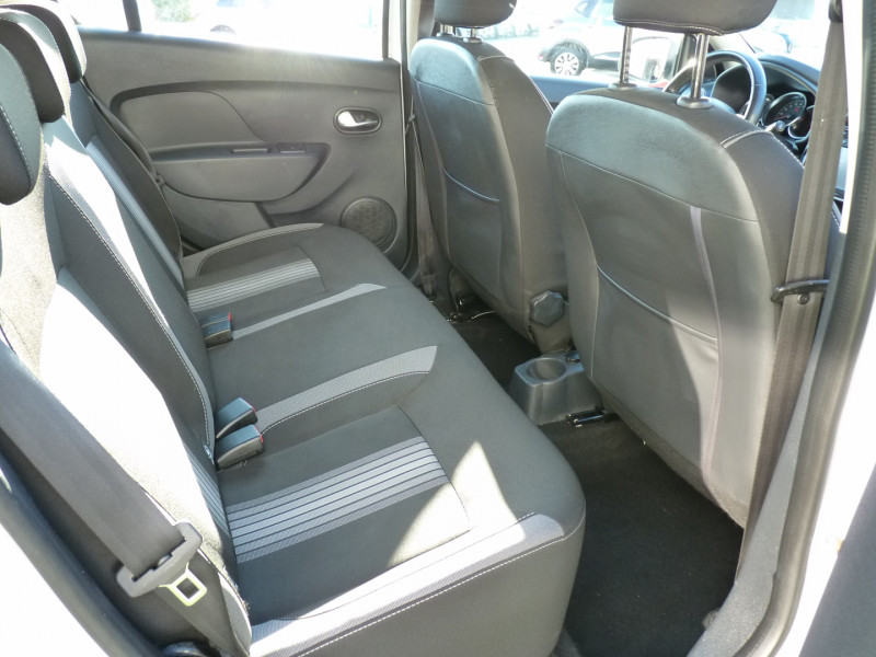 Photo 6 de l'offre de DACIA SANDERO 0.9 TCE 90CH STEPWAY -18 à 9990€ chez Vent d'ouest automobiles