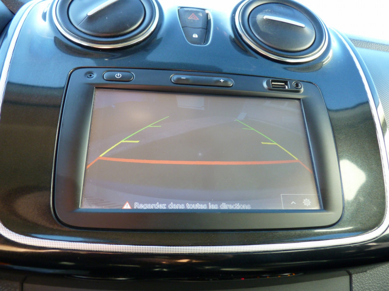 Photo 10 de l'offre de DACIA SANDERO 0.9 TCE 90CH STEPWAY -18 à 9990€ chez Vent d'ouest automobiles