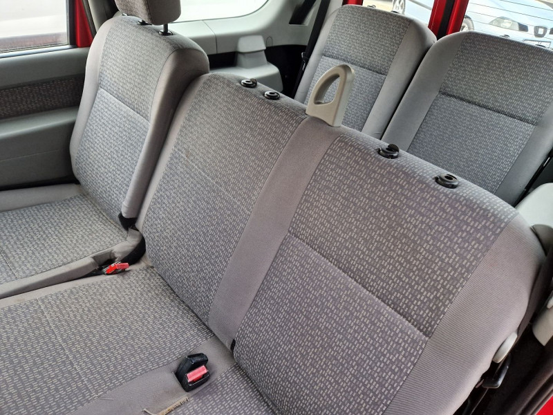 Photo 4 de l'offre de DACIA LOGAN MCV 1.6 MPI 90CH AMBIANCE 7 PLACES à 4290€ chez Automobile nimois