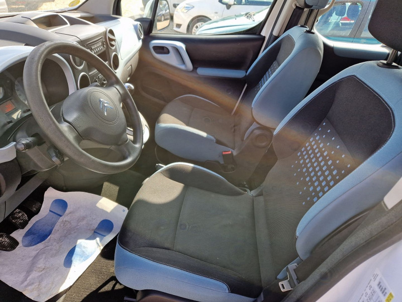 Photo 5 de l'offre de CITROEN BERLINGO HDI  90   1.6L CONFORT 5 PORTES à 8990€ chez Automobile nimois