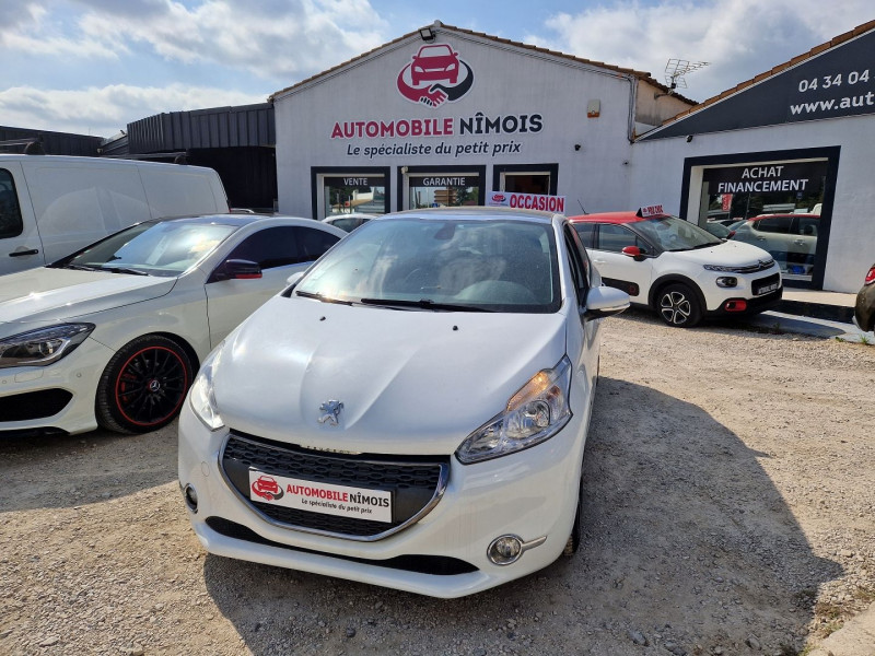 Peugeot 208 1.6 E-HDI  ALLURE 4CV 5 PORTES Diesel BLANC Occasion à vendre