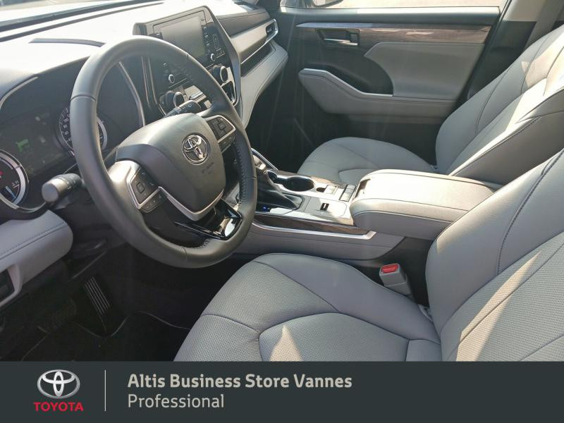 Photo 6 de l'offre de TOYOTA Highlander Hybrid 248ch Design Business AWD-I MY22 à 61900€ chez Toyota Vannes Business Store