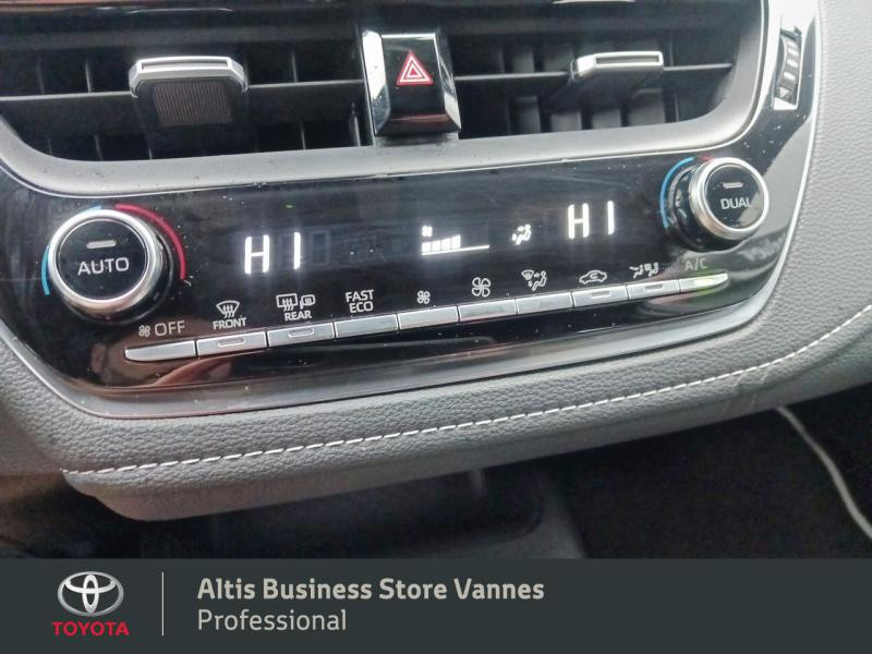 Photo 18 de l'offre de TOYOTA Corolla Touring Spt 184h Dynamic Business à 26990€ chez Toyota Vannes Business Store