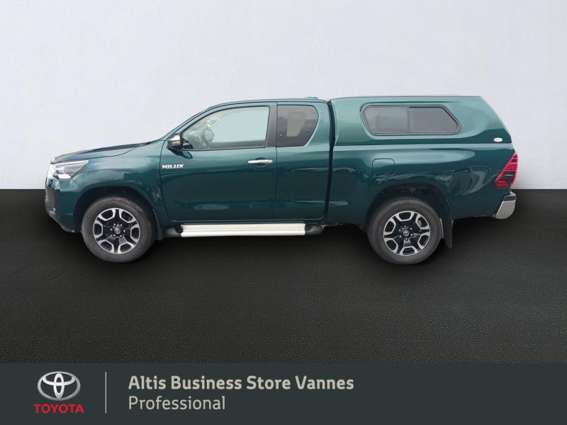 Photo 2 de l'offre de TOYOTA Hilux 2.8 D-4D X-Tra Cabine Lounge 4WD BVA RC23 à 42990€ chez Toyota Vannes Business Store