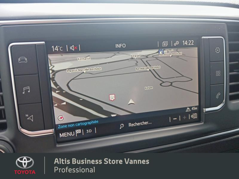Photo 8 de l'offre de TOYOTA PROACE Medium 2.0 D-4D 140 Cabine Approfondie Business BVA MC22 à 44480€ chez Toyota Vannes Business Store