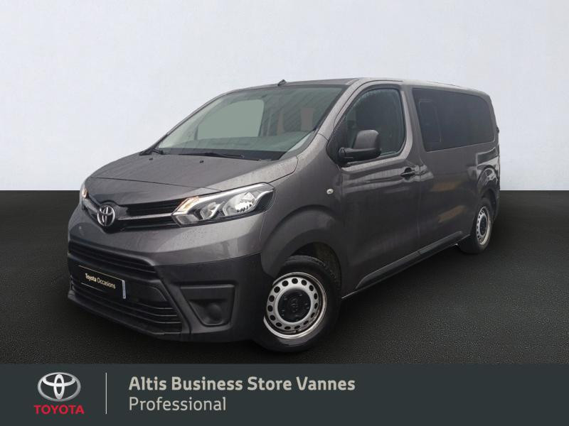 Photo 1 de l'offre de TOYOTA PROACE Combi Medium 1.5 120 D-4D Dynamic RC18 à 30990€ chez Toyota Vannes Business Store