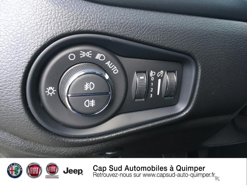 Photo 15 de l'offre de JEEP Renegade 1.3 Turbo T4 190ch 4xe 80 TH ANNIVERSARY AT6 à 37990€ chez Cap-Sud Automobiles - Quimper
