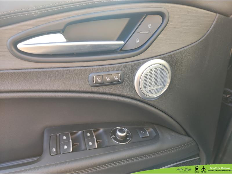 Photo 20 de l'offre de ALFA ROMEO Stelvio 2.2 Diesel 160ch Ti AT8 MY20 8CV à 37990€ chez Cap-Sud Automobiles - Quimper