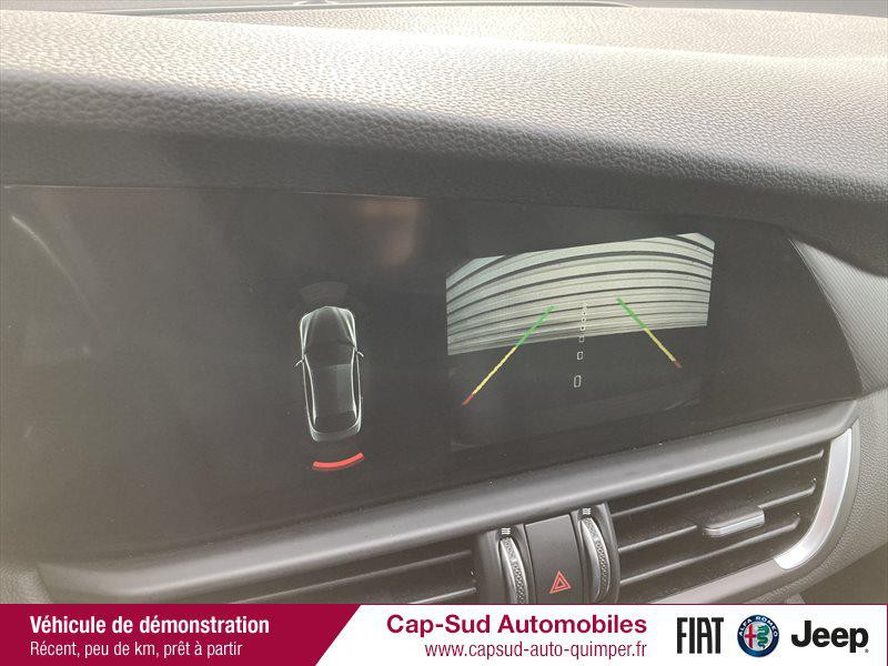 Photo 10 de l'offre de ALFA ROMEO Giulia 2.2 JTD 190ch Sprint AT8 MY22 à 42990€ chez Cap-Sud Automobiles - Quimper
