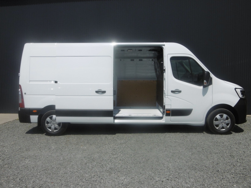 Photo 4 de l'offre de RENAULT MASTER 3 PHASE 3 L3H2 GRAND CONFORT à 43652€ chez Actuel Auto Import